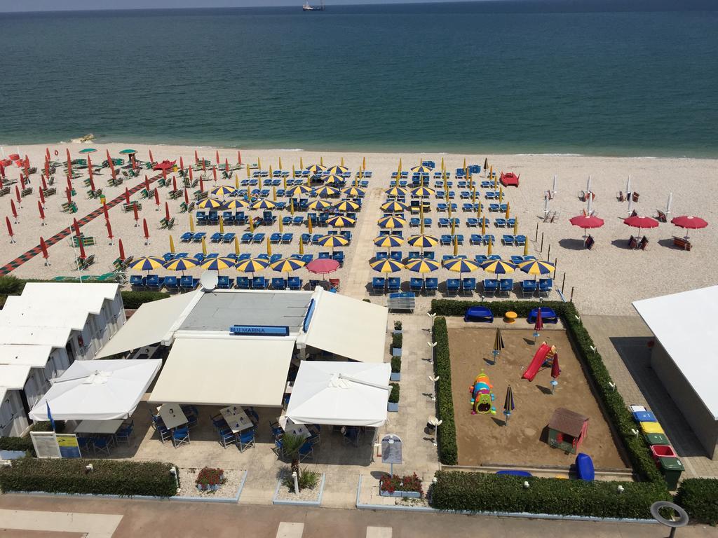 Hotel Marina Фано Экстерьер фото