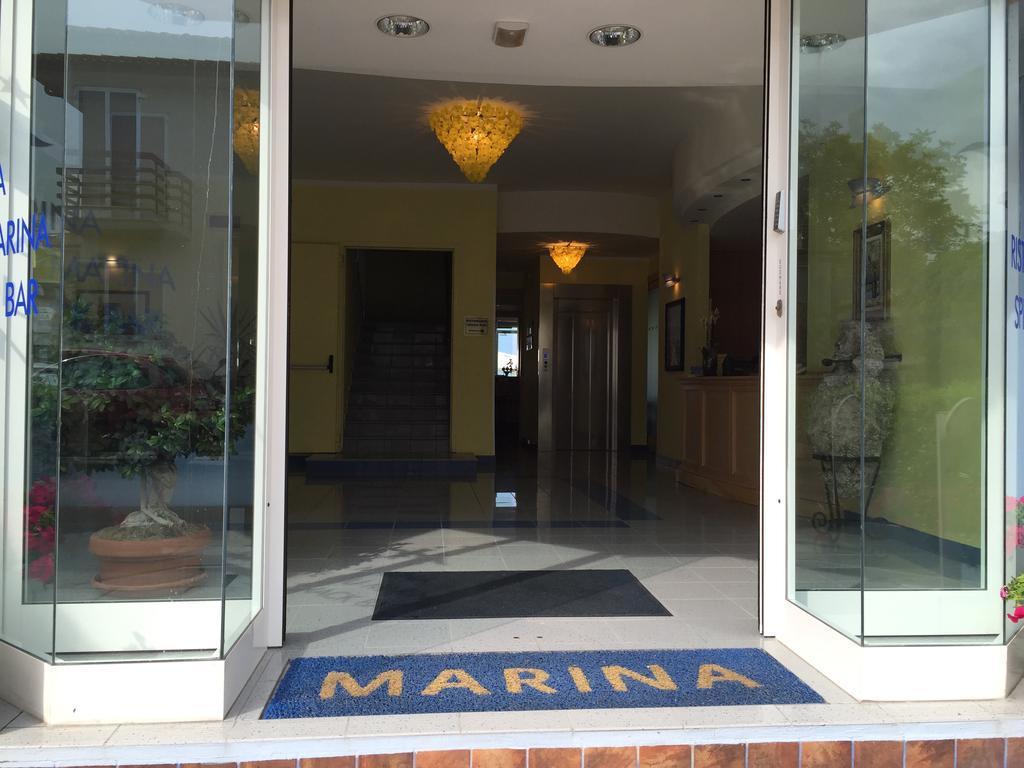 Hotel Marina Фано Экстерьер фото